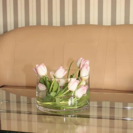 L'ascada Hotell
