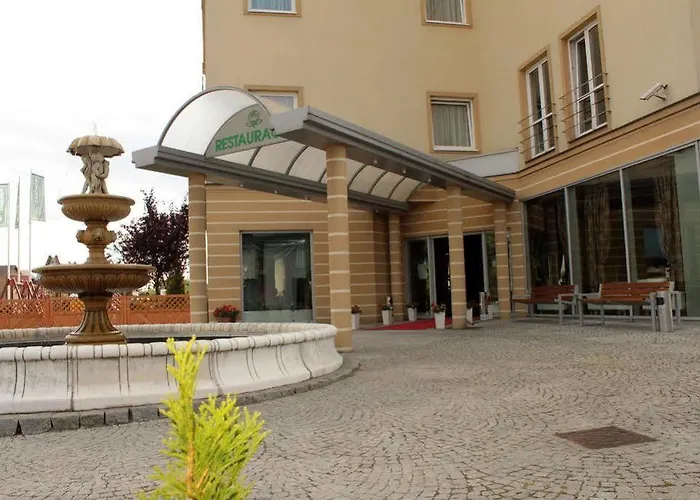 Hotel L'ascada Śrem